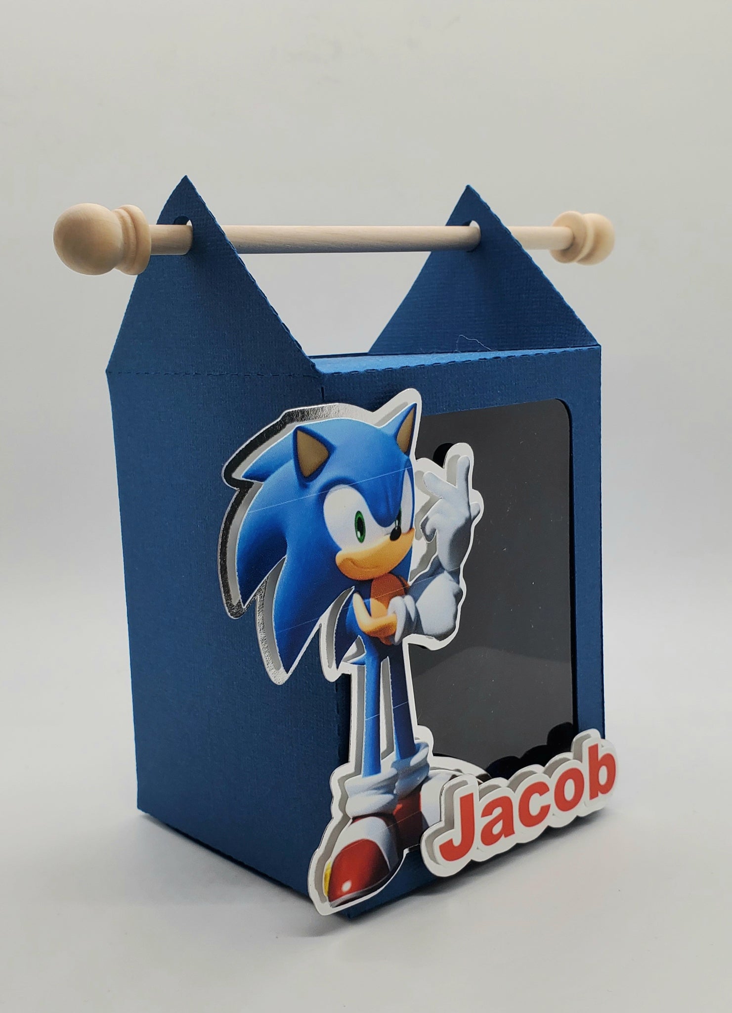 Sonic Custom Favor Box clear front